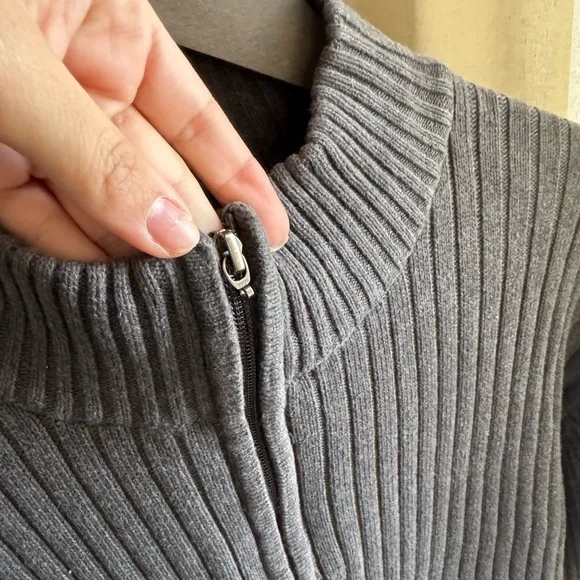 Lanesboro Men Gray Ribbed Half Zip Sweater | Extra Large - Picture 2 of 5